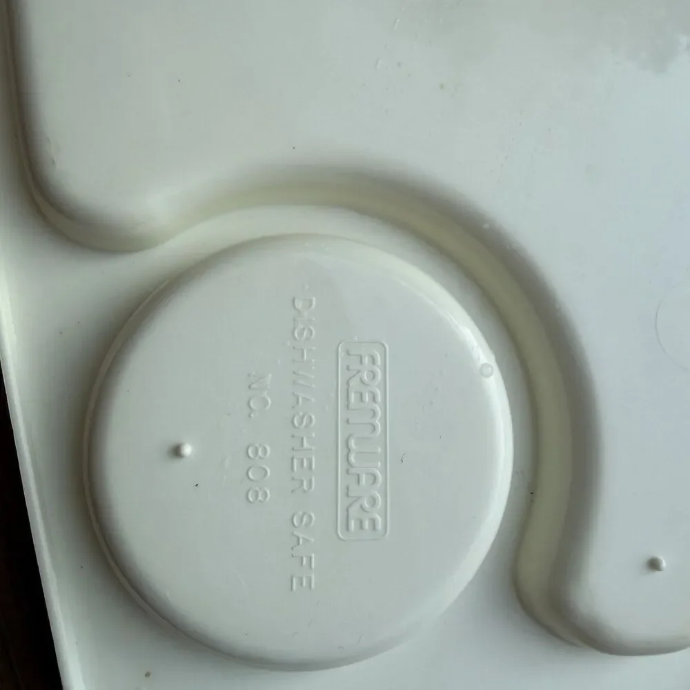 Vintage Fremware No 808 Melamine TV Dinner Snack Trays Set 4 Red White